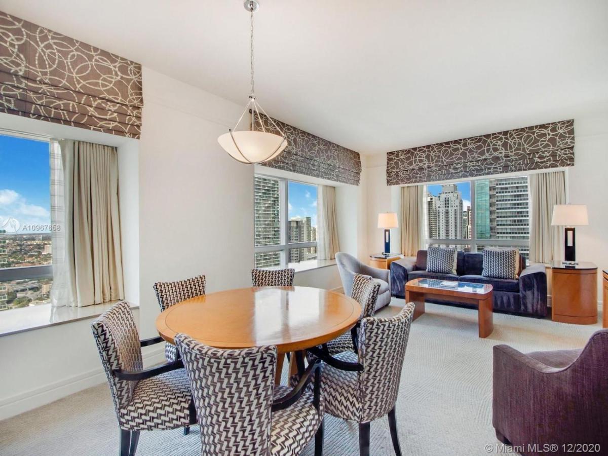 Four Seasons Hotel Miami - Luxury Private Residences Екстер'єр фото
