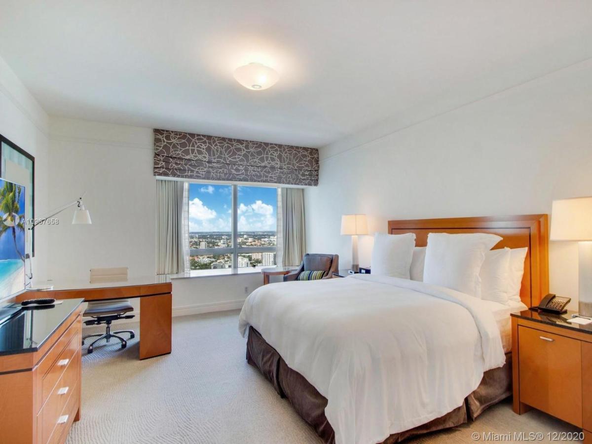 Four Seasons Hotel Miami - Luxury Private Residences Екстер'єр фото