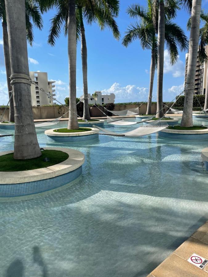 Four Seasons Hotel Miami - Luxury Private Residences Екстер'єр фото