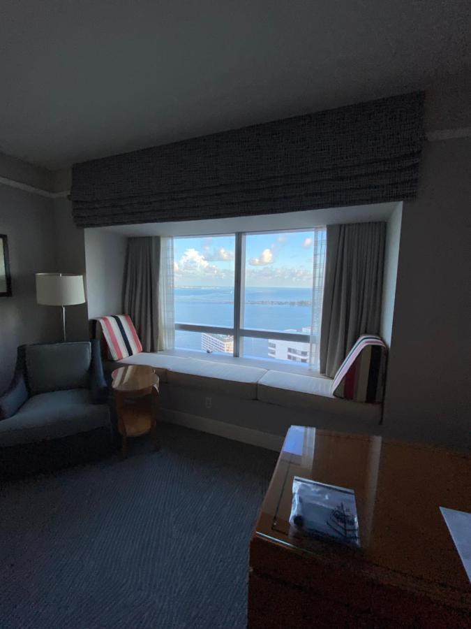 Four Seasons Hotel Miami - Luxury Private Residences Екстер'єр фото